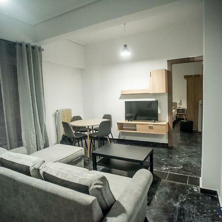 Explore Greece From Bright City Centre Apartment Chalkís Buitenkant foto