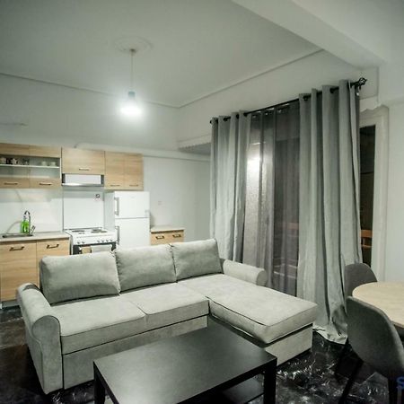 Explore Greece From Bright City Centre Apartment Chalkís Buitenkant foto